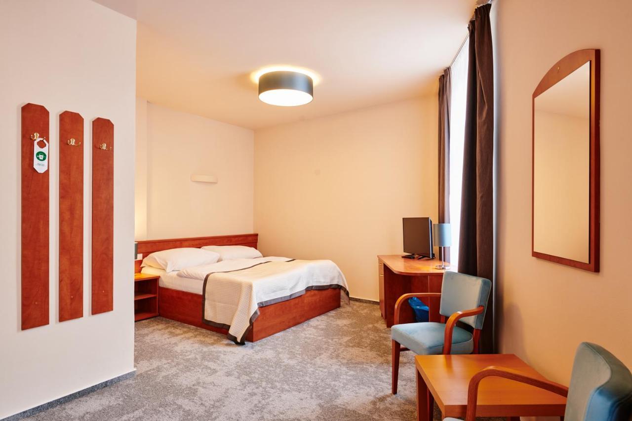 Hotel Terasa Vimperk Eksteriør billede